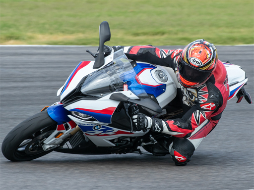 BMW S1000RR Slide - free online Browser game